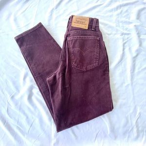 vintage burgundy 951 Levi’s jeans. (relaxed fit, tapered leg, & high waisted.)